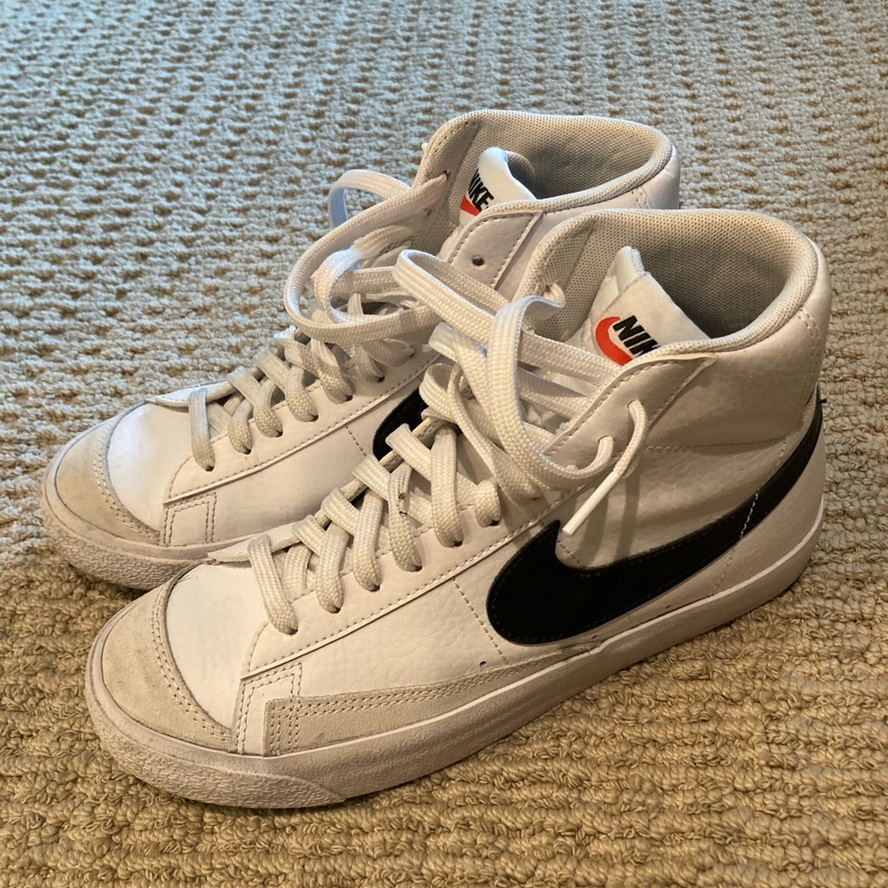 Kids Nike high-top Blazers